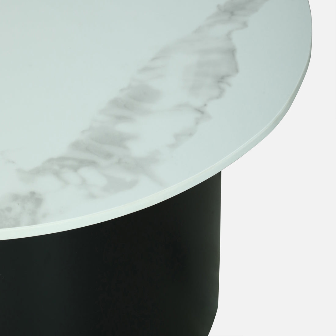 Round  Black Finished Nesting Coffee Table /Center Table (Set of 2)